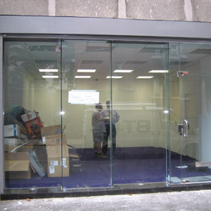 shop front door repair Gardena